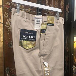 Haggar Men's Classic Fit Chinos - Light Tan